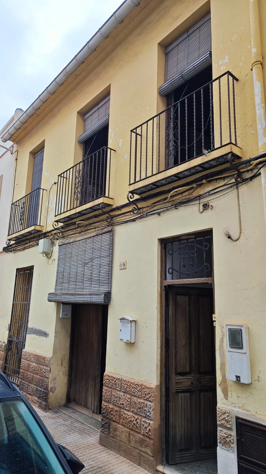 CP 032 D - CASA DE DOS PLANTAS Y TERRAZA EN GANDIA