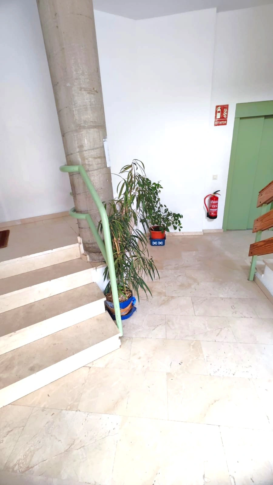 PLANTA BAJA EN EL PUEBLO DE MIRAMAR