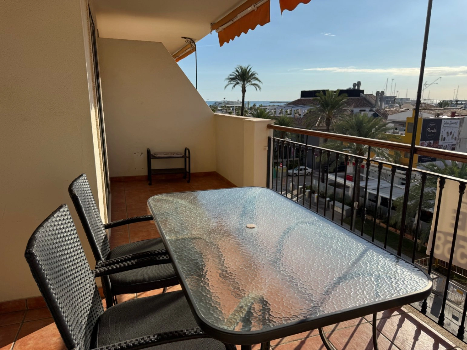 Apartamento en venta de 3 dormitorios en el Centro Urbano de Denia