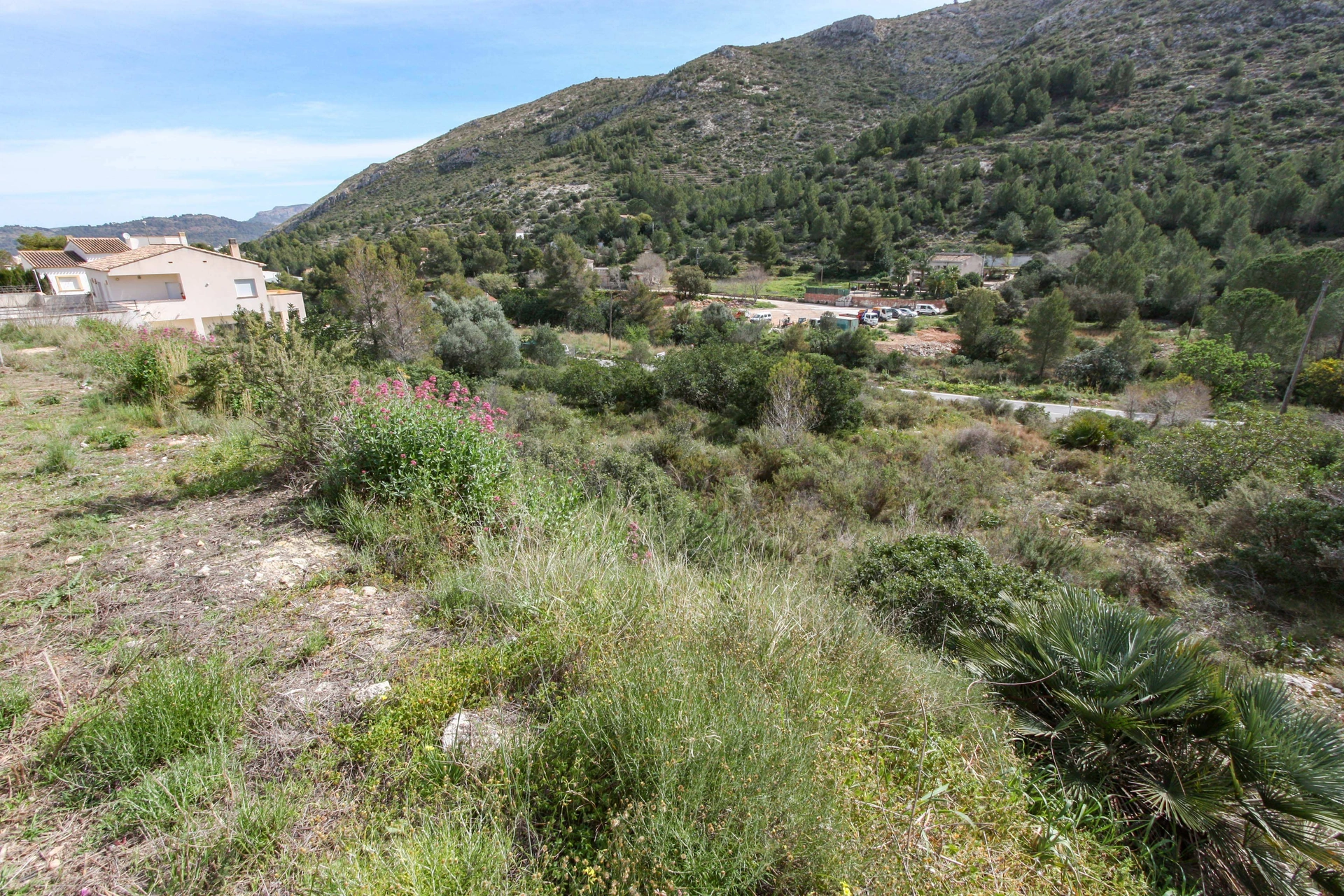 00865 - Parcela urbana de 1000m2 en la Urbanización Montesolana en venta en Pedreguer