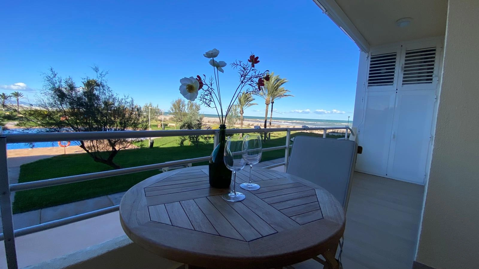 Apartamento A ESTRENAR en primera línea de playa