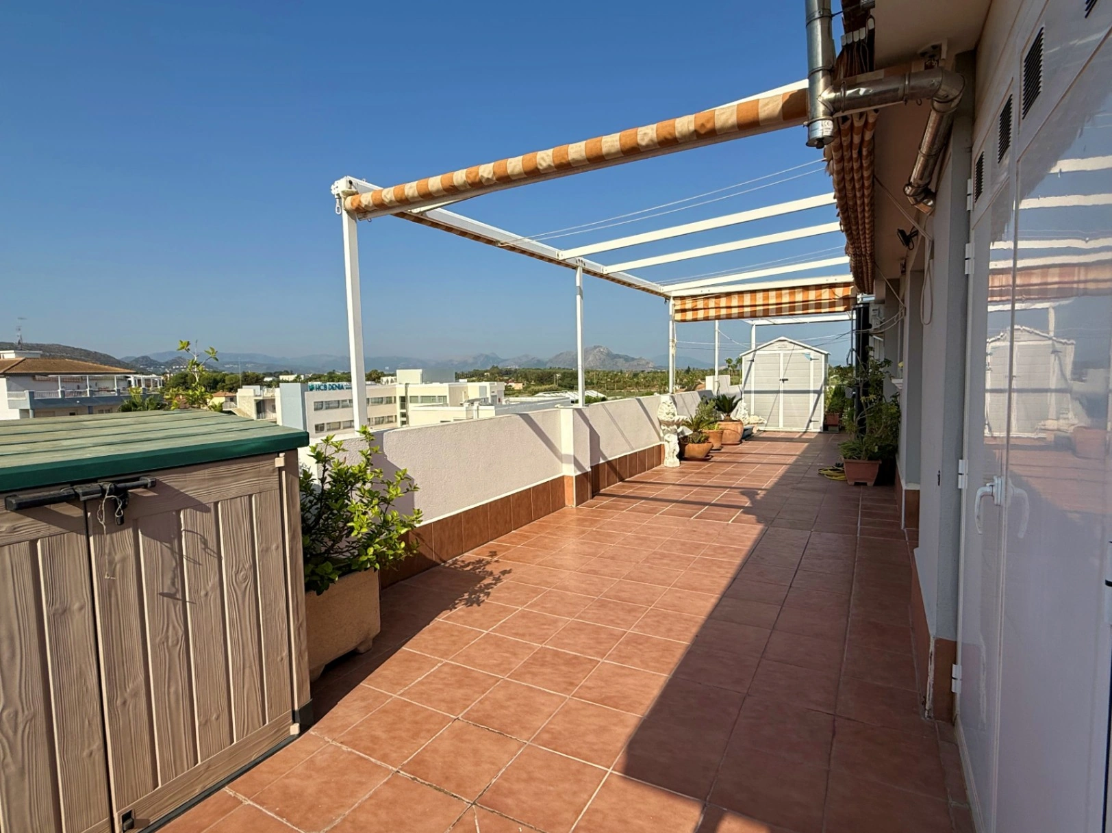 Ático en venta en Denia con gran terraza y bonitas vistas