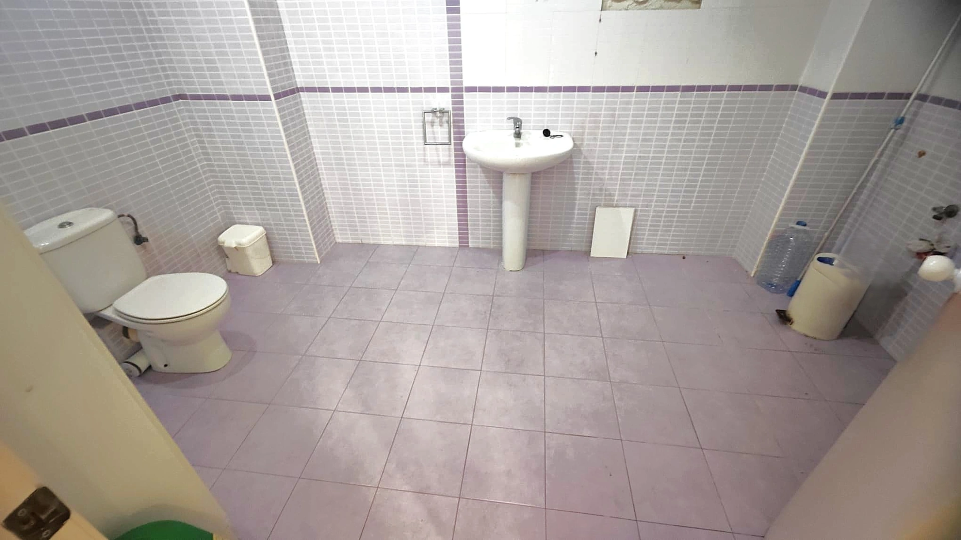 AMPLIO LOCAL COMERCIAL EN GANDIA