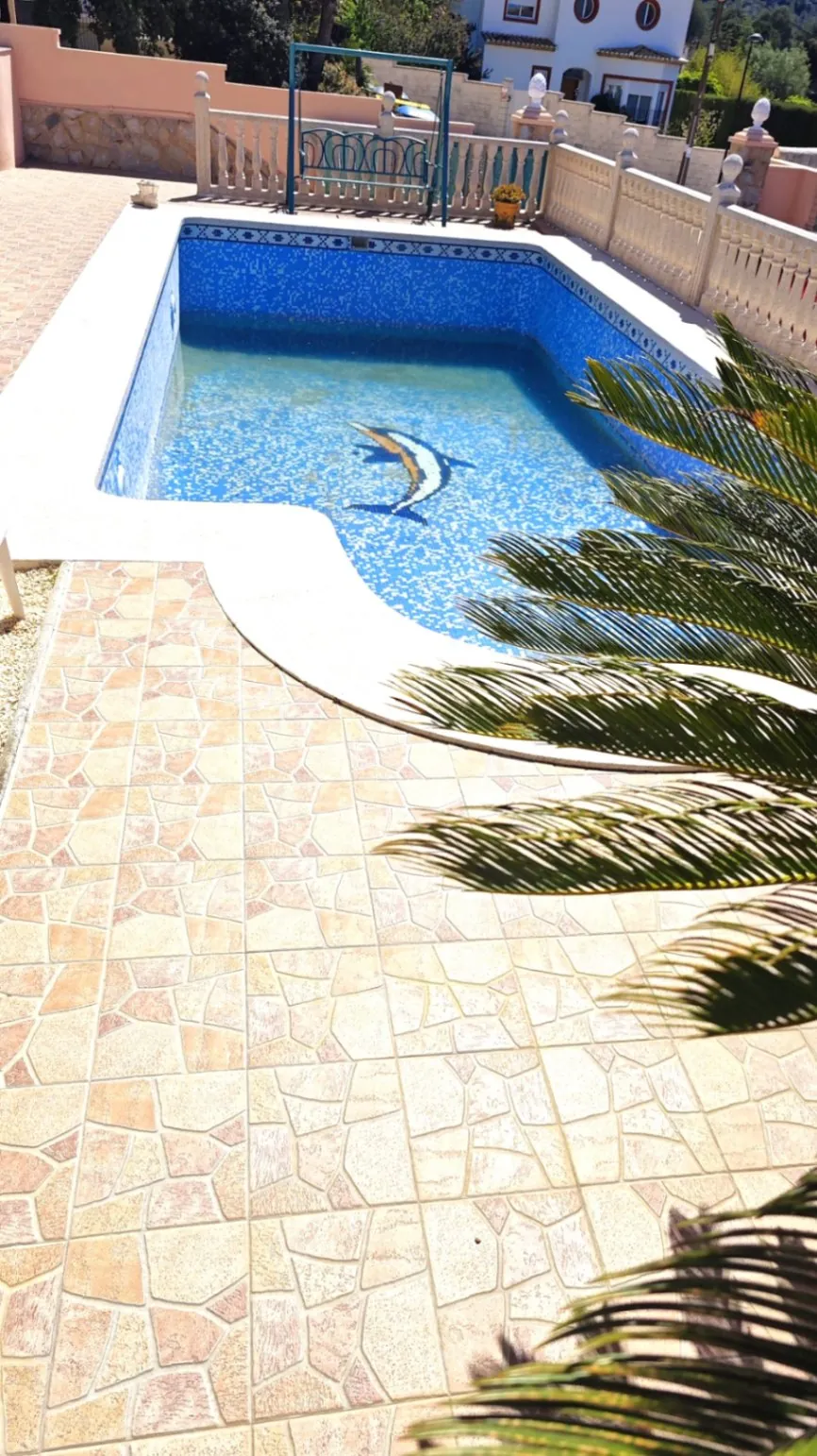 CHALET INDEPENDIENTE CON PISCINA EN BARX (La Drova)