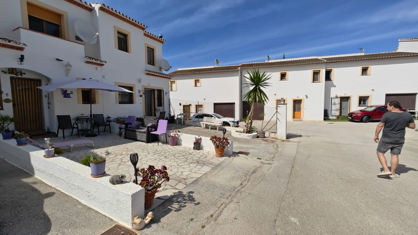 CASA*CHALET CON MUCHO  ENCANTO EN URBA. EN PEDREGUER