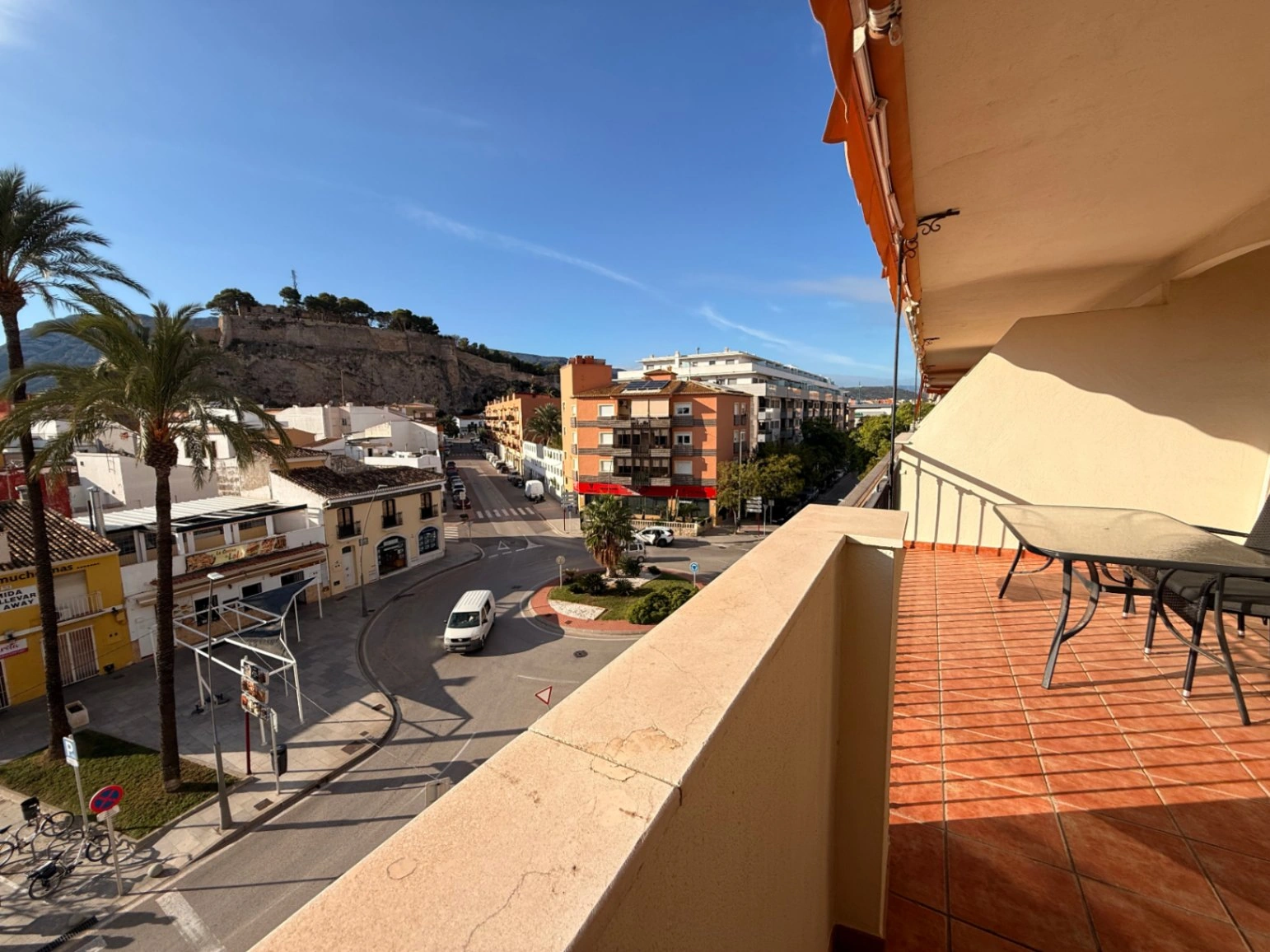 Apartamento en venta de 3 dormitorios en el Centro Urbano de Denia