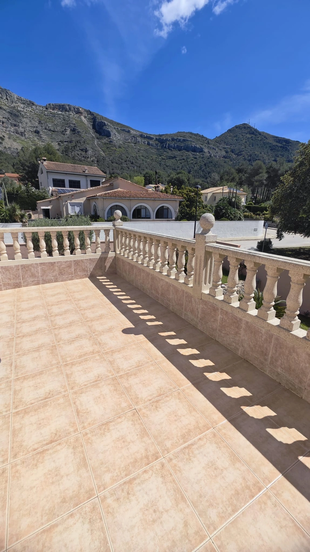 CHALET INDEPENDIENTE CON PISCINA EN BARX (La Drova)