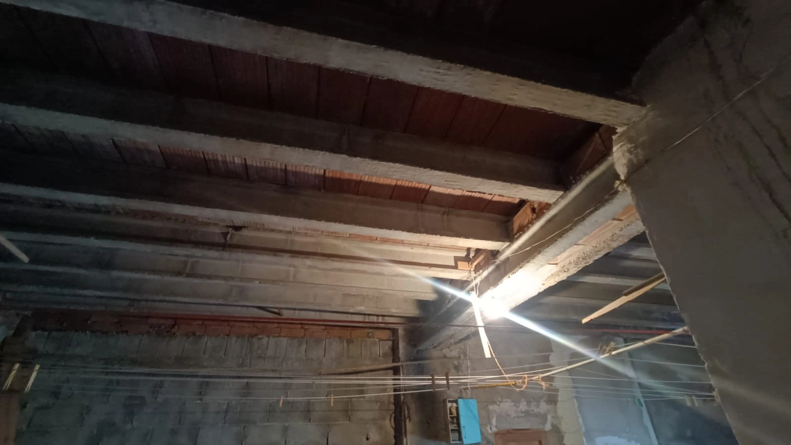 CASA DE PUEBLO AMPLIA Y CENTRICA EN PEDREGUER