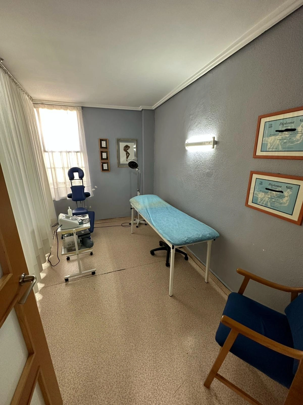 SE VENDE CLÍNICA SANITARIA EN GANDIA