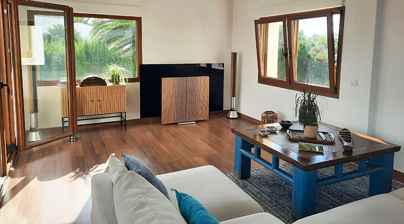 VILLA CON PISCINA Y VISTAS AL MAR EN ZONA MARQUESA VI, DENIA