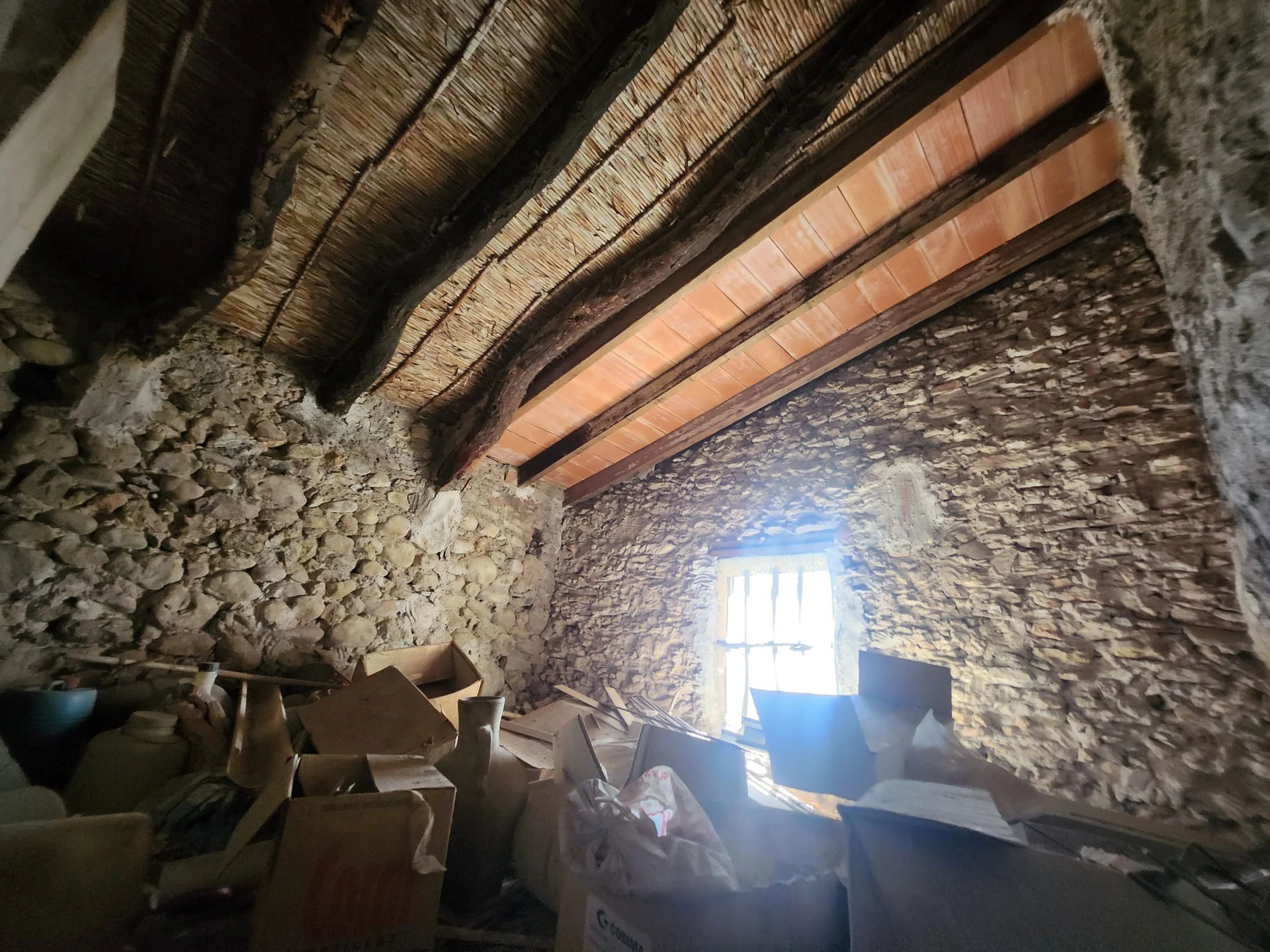 CASA DE PUEBLO EN JALON