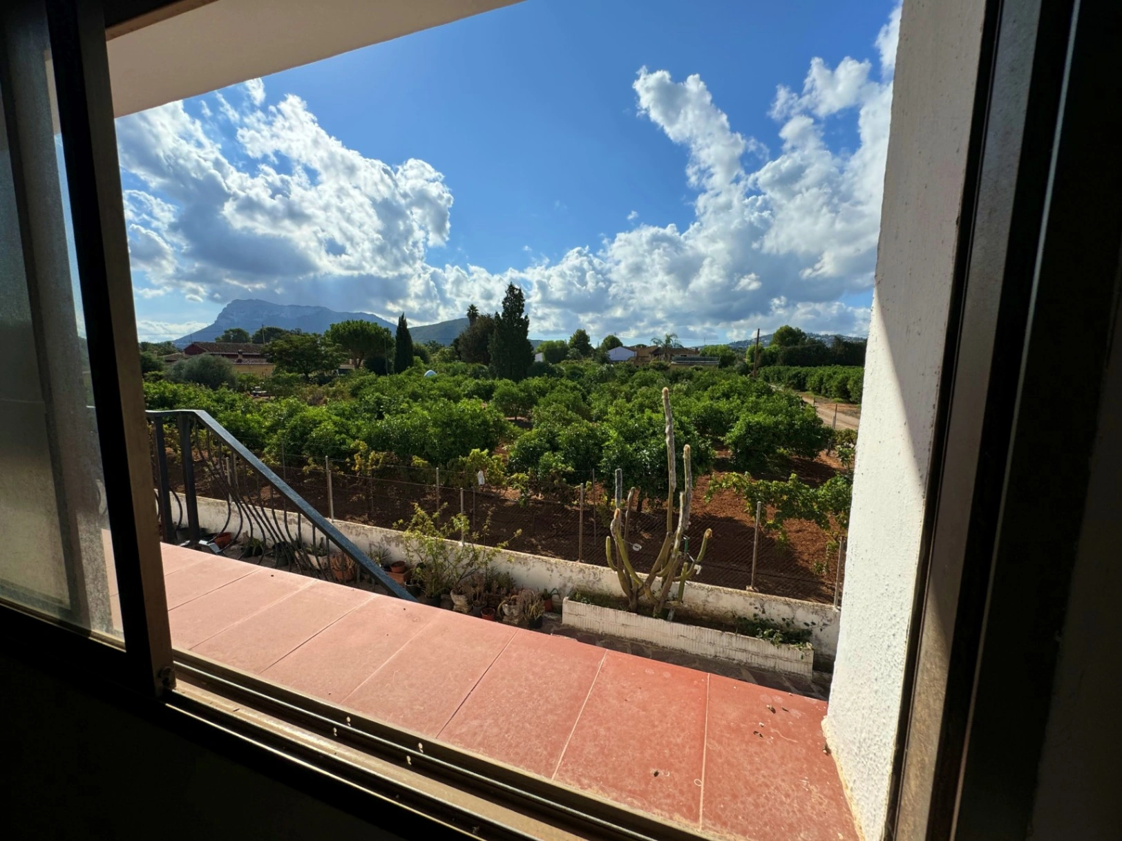 Chalet rustico en venta en Denia