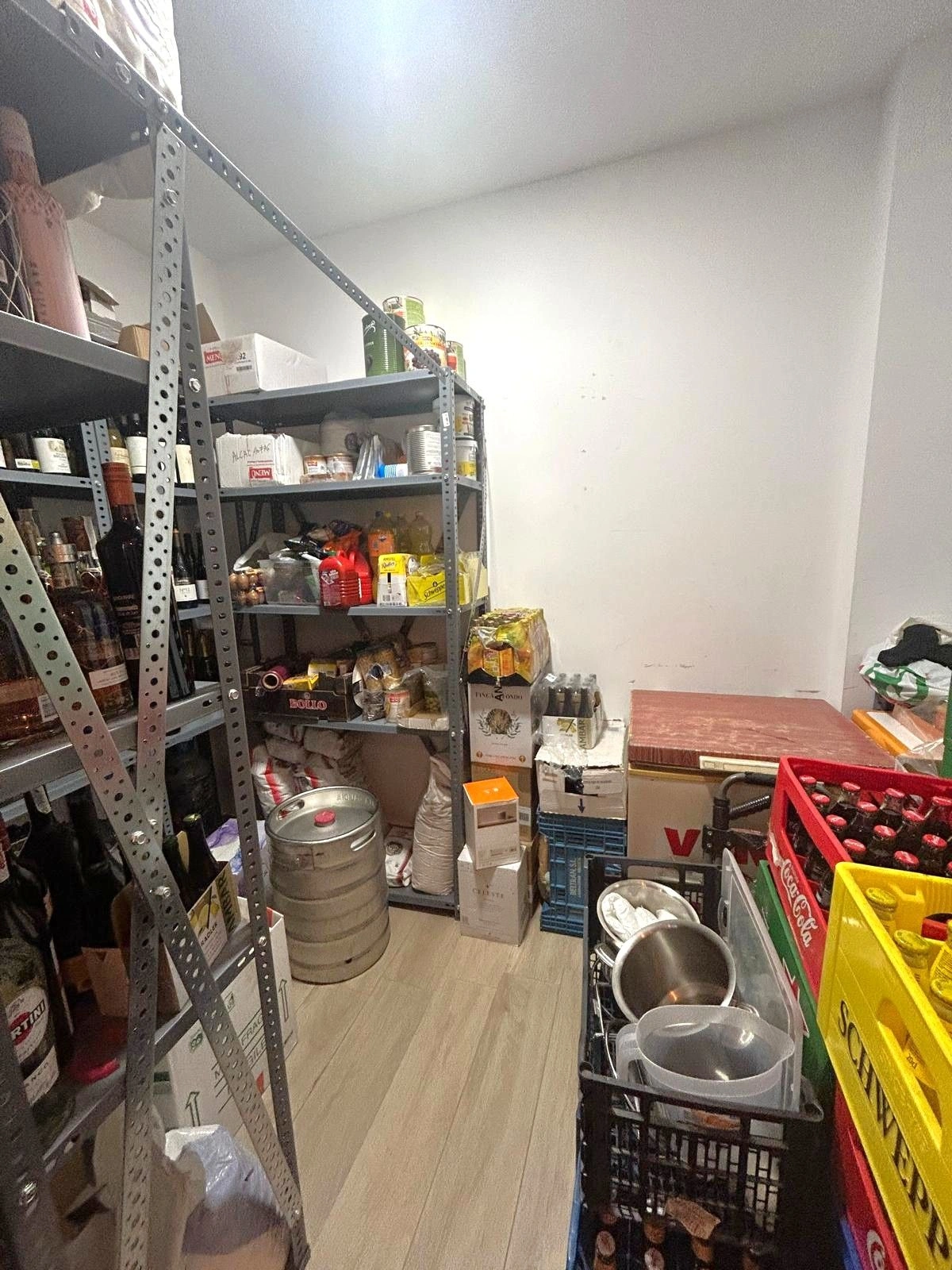 SE VENDE LOCAL/BAR EN PLAYA DE PILES