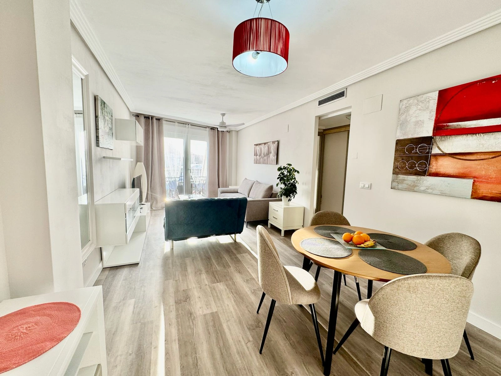 Piso moderno y luminoso con garaje en El Verger – ¡Listo para entrar a vivir!
