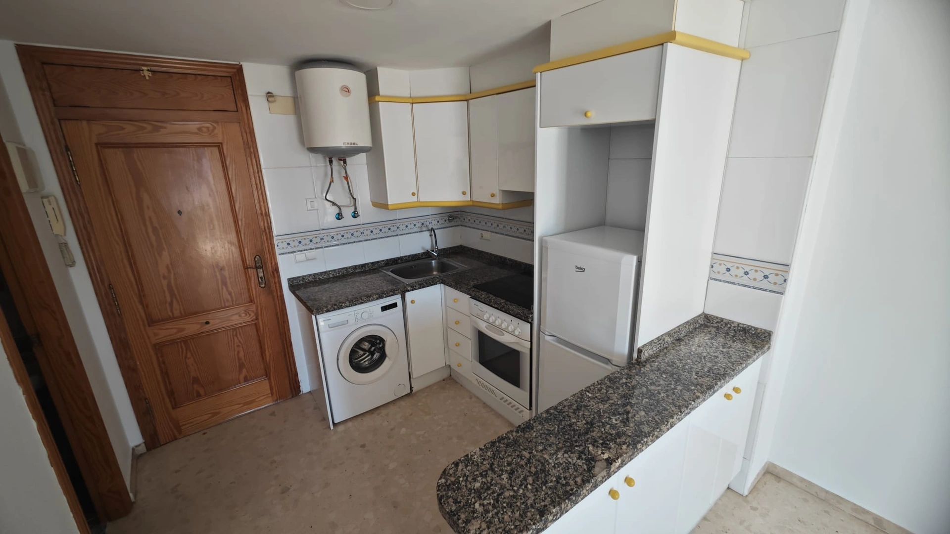 APARTAMENTO PLAYA DAIMUZ 