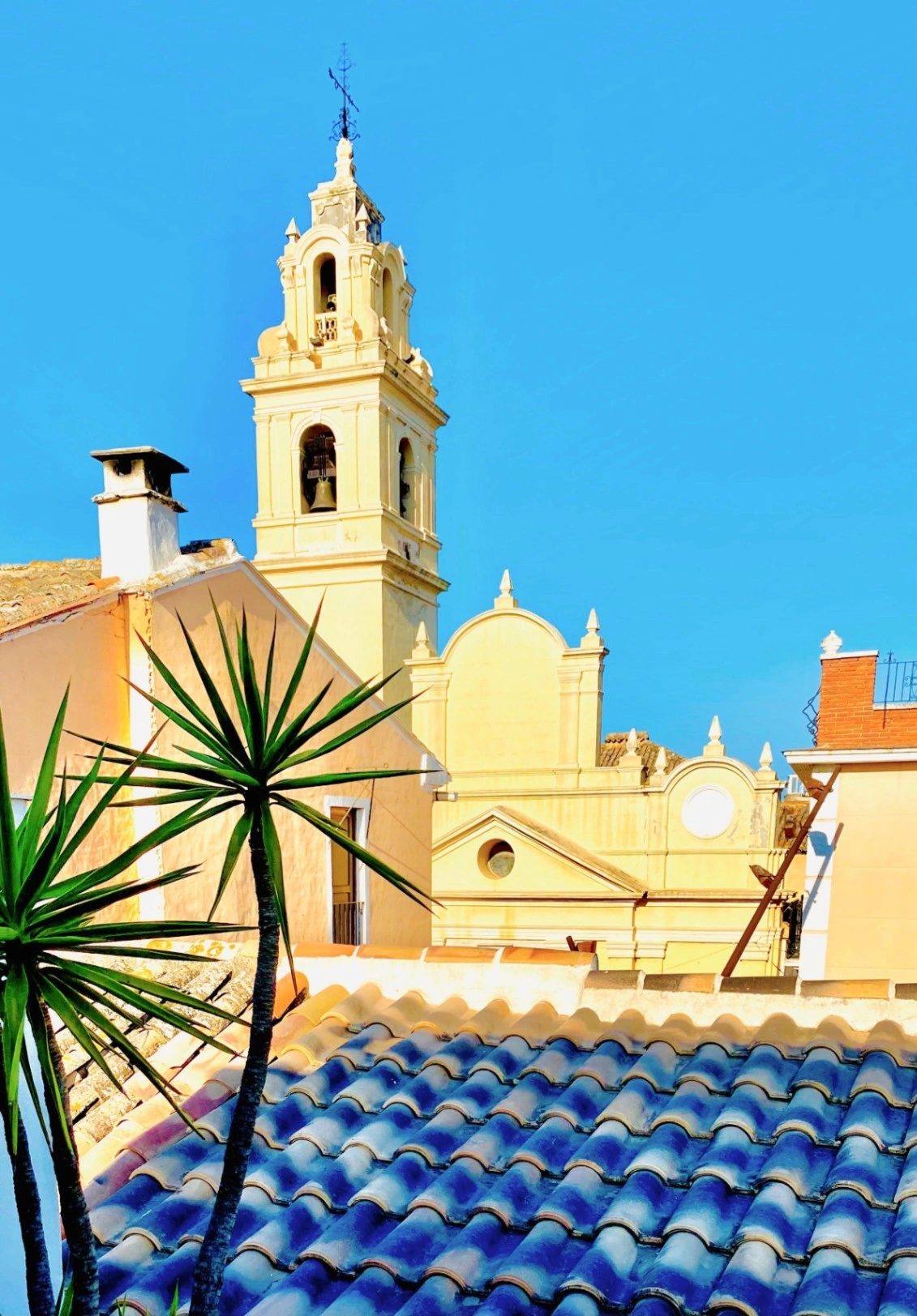 SE VENDE CASA ESPECTACULAR EN REAL DE GANDIA