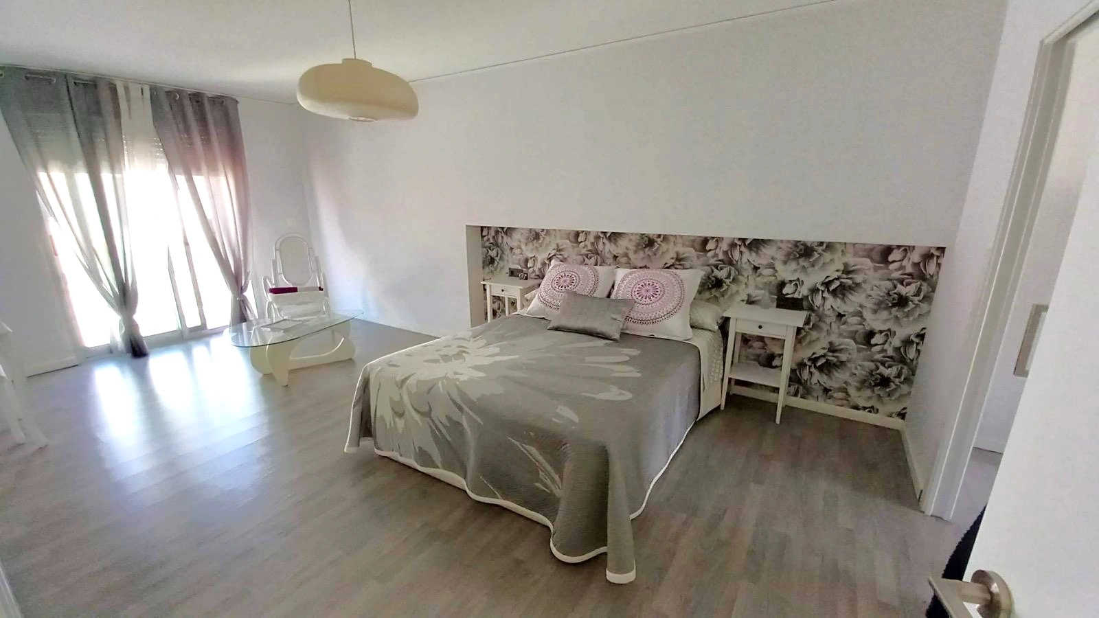 ESPECTACULAR CASA EN VILLALONGA