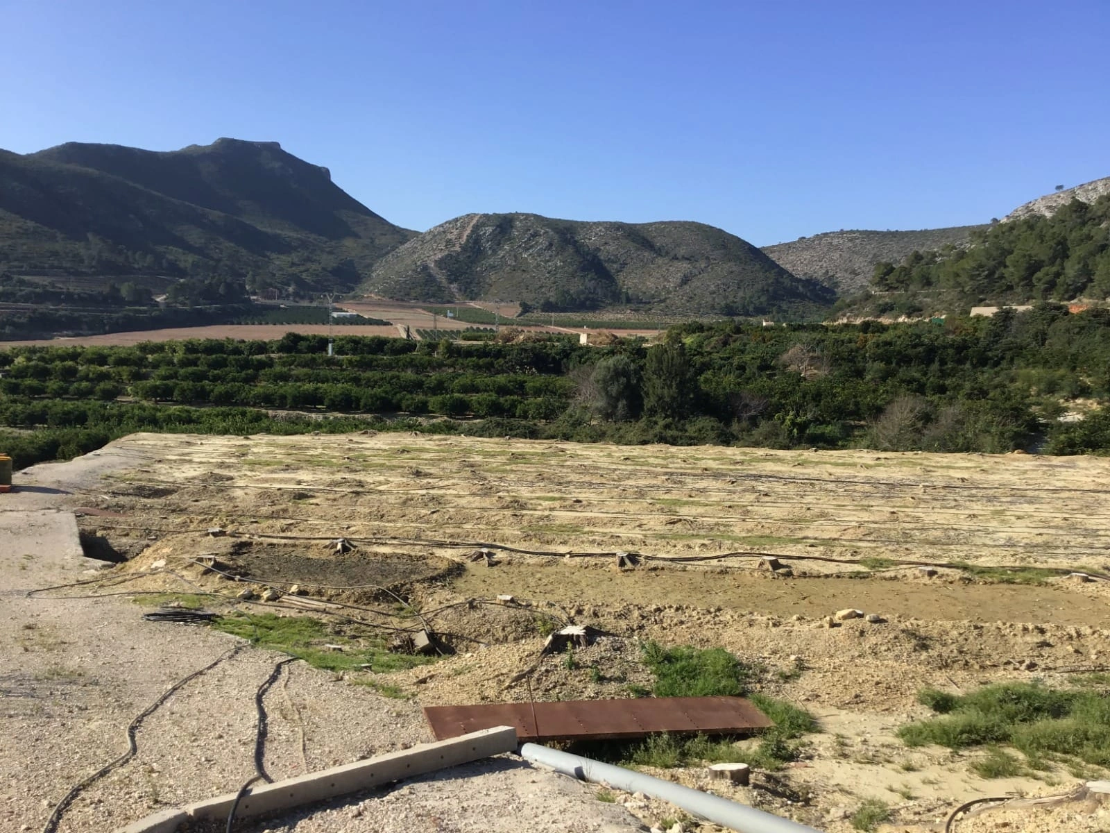 TERRENO EN ADOR CON PARTE URBANIZABLE