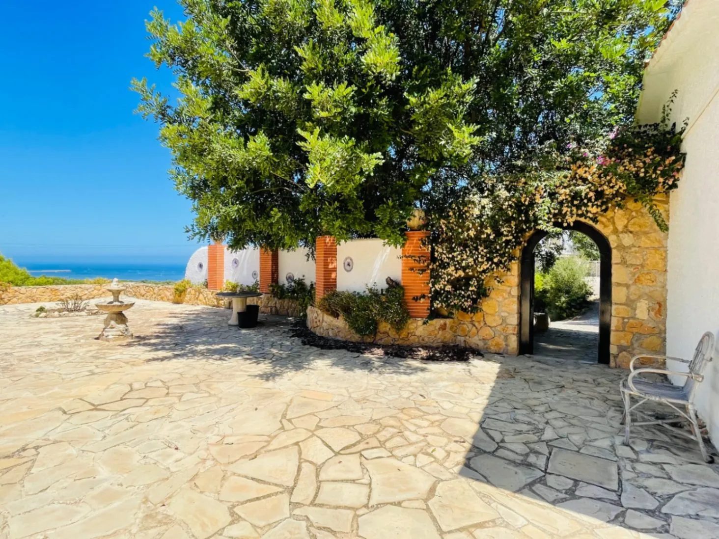 Chalet con piscina y vistas panorámicas en Dénia- Las Rotas