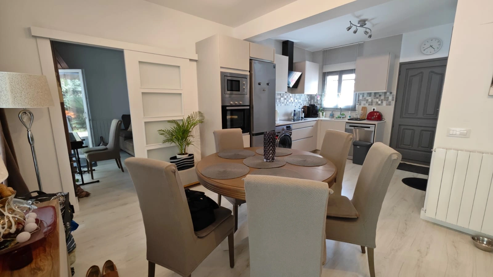 CASA*CHALET CON MUCHO  ENCANTO EN URBA. EN PEDREGUER
