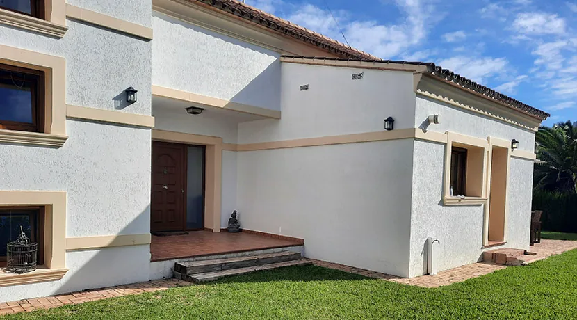 VILLA CON PISCINA Y VISTAS AL MAR EN ZONA MARQUESA VI, DENIA