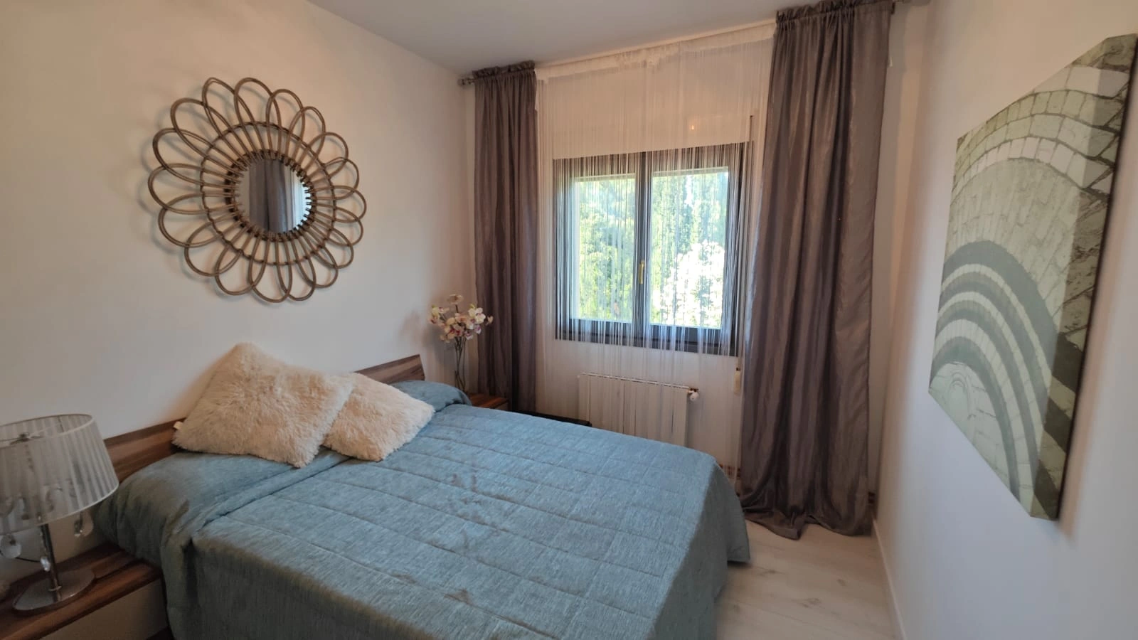 CASA*CHALET CON MUCHO  ENCANTO EN URBA. EN PEDREGUER