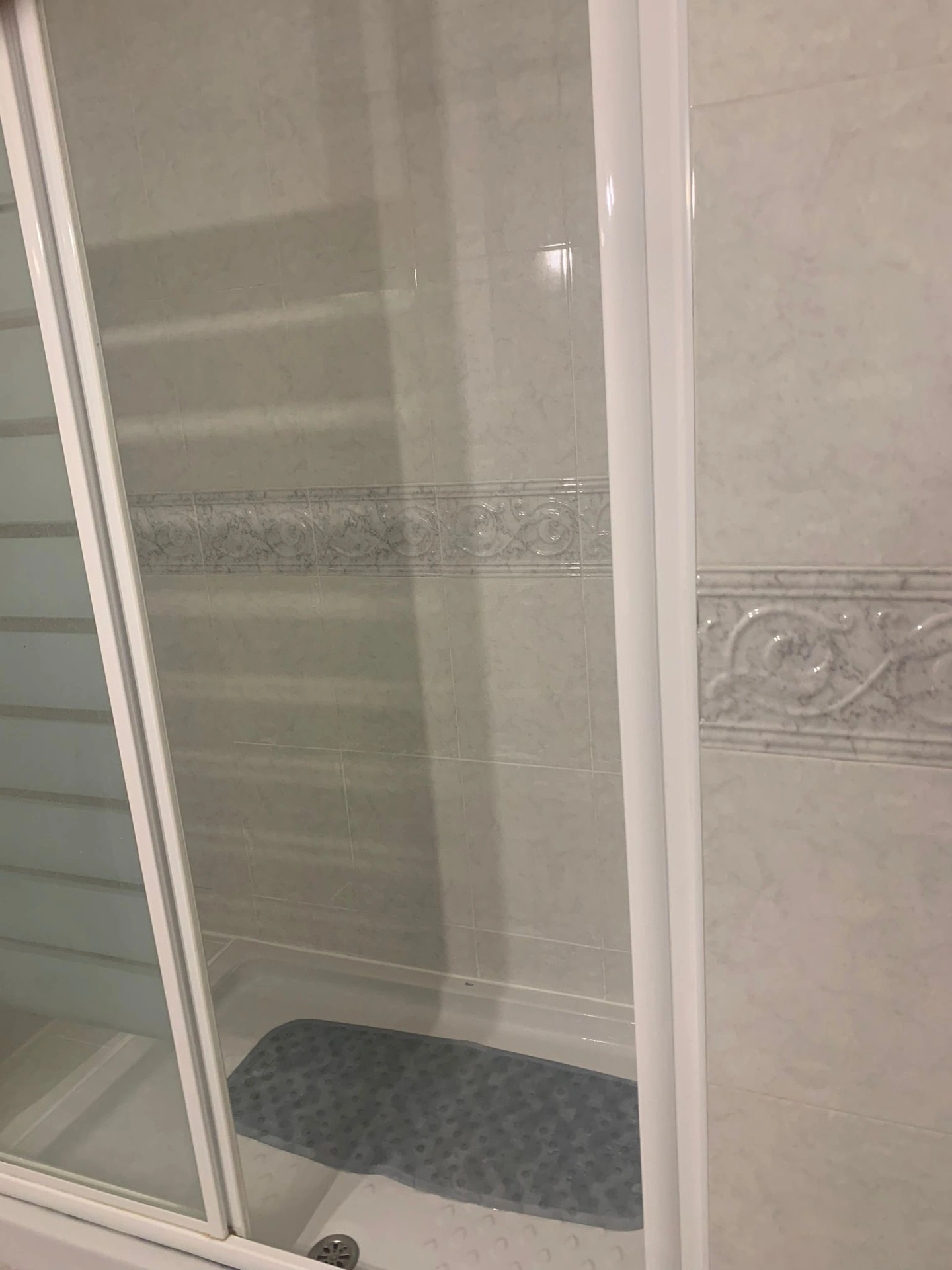 APARTAMENTO EN LA PLAYA DE GANDIA CON GARAJE