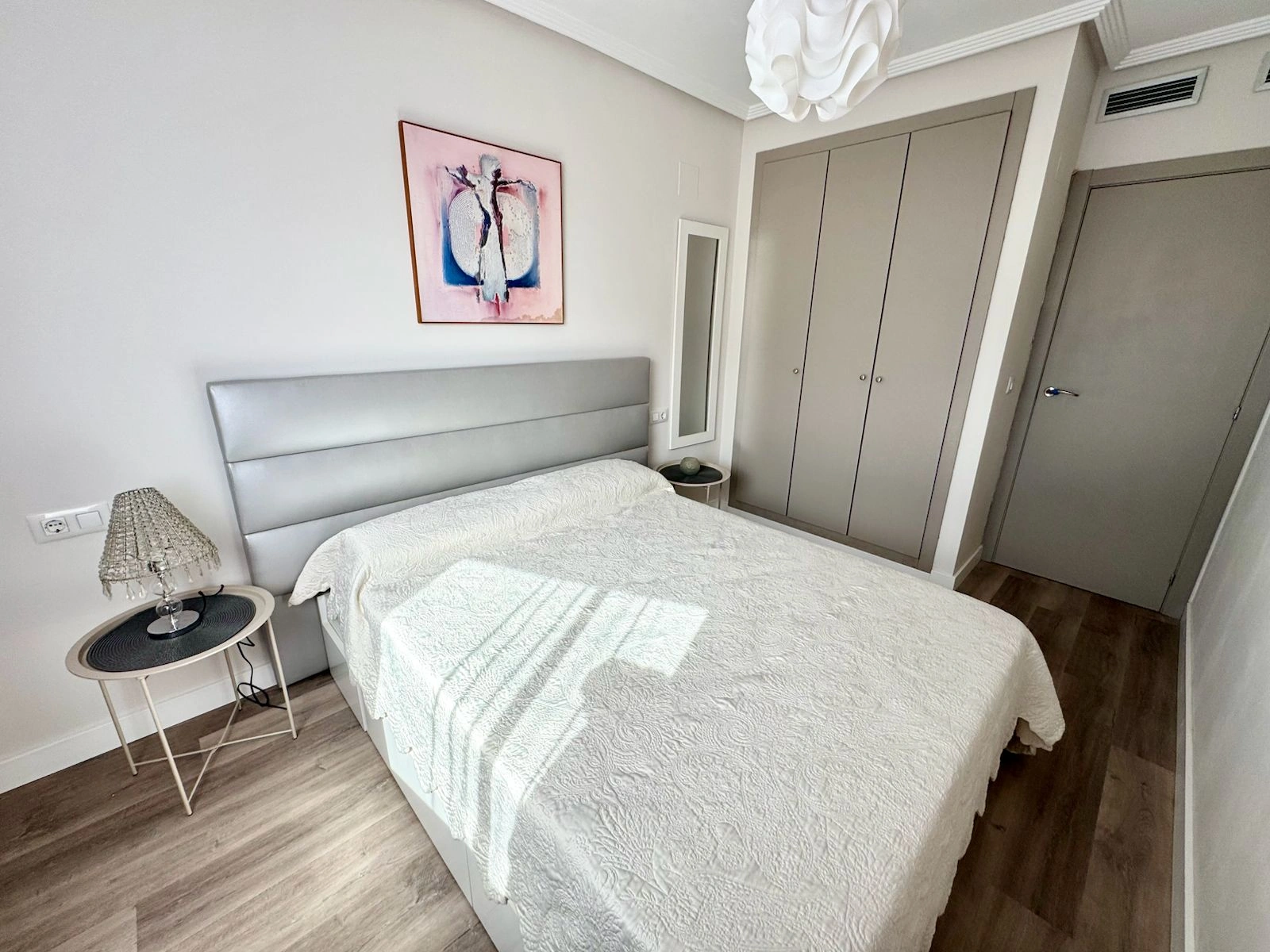 Piso moderno y luminoso con garaje en El Verger – ¡Listo para entrar a vivir!