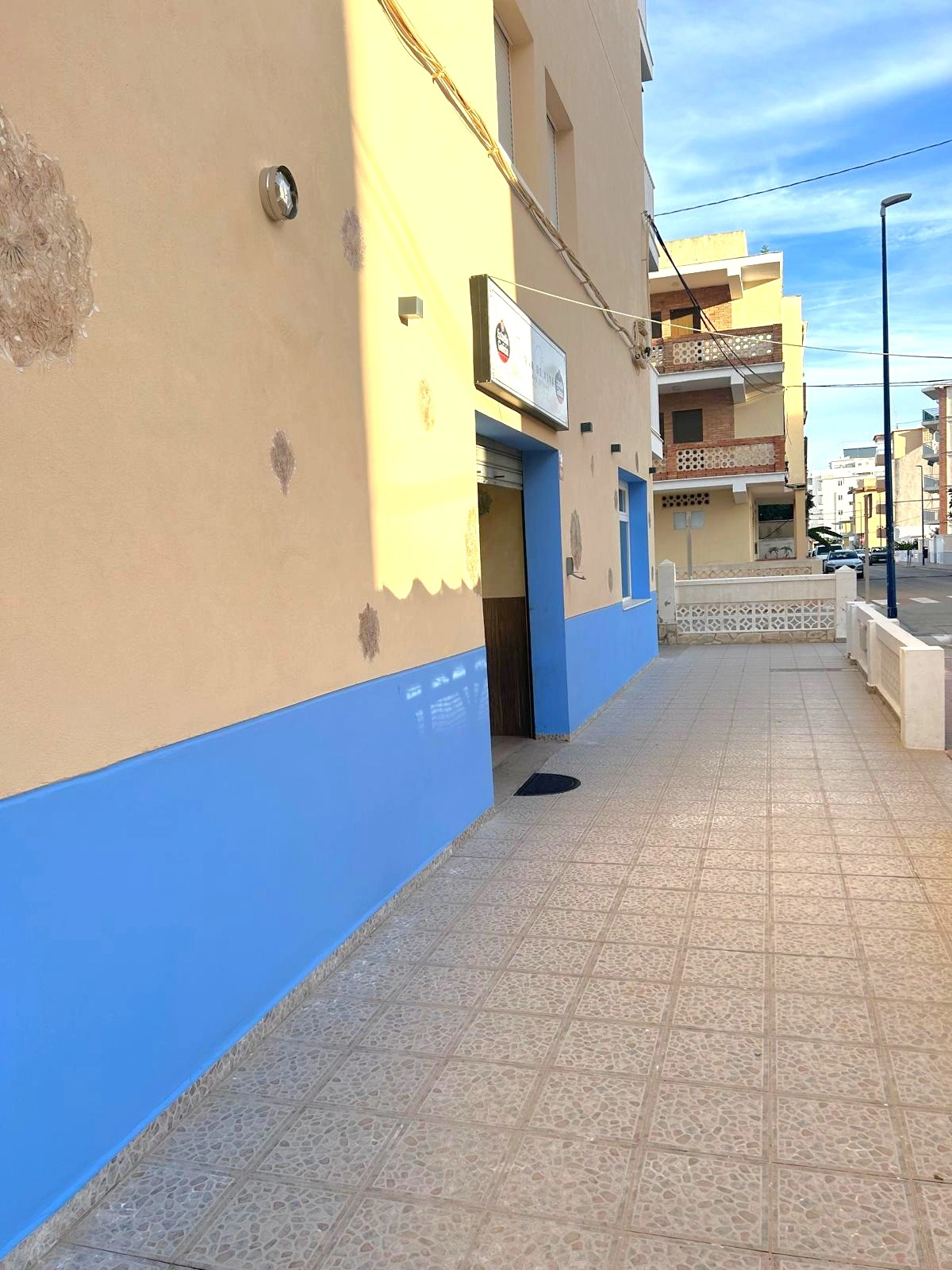 SE VENDE LOCAL/BAR EN PLAYA DE PILES