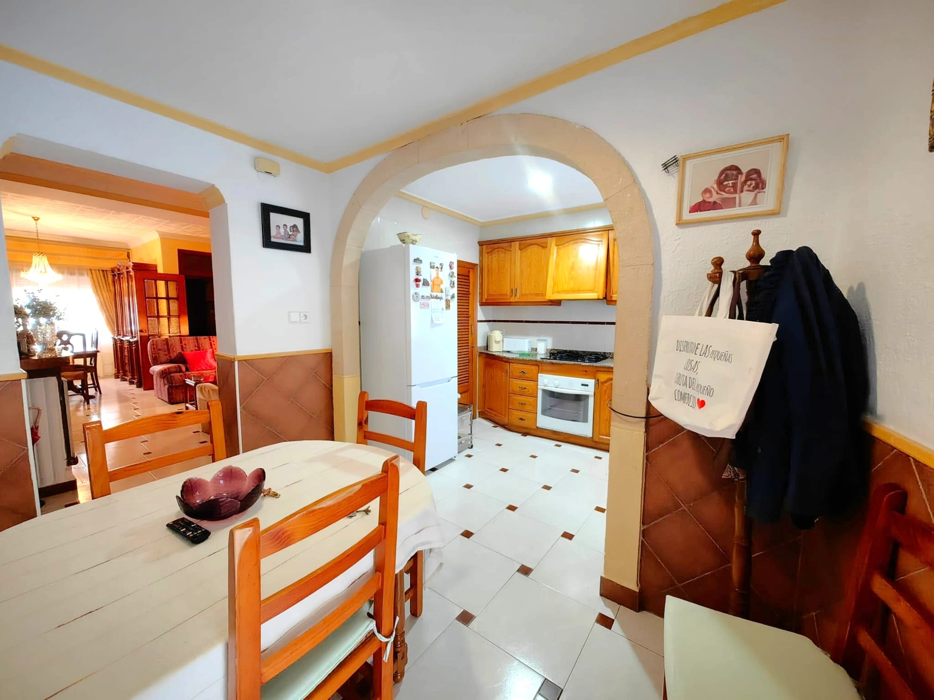CASA DE PUEBLO EN ZONA PUERTO, DENIA