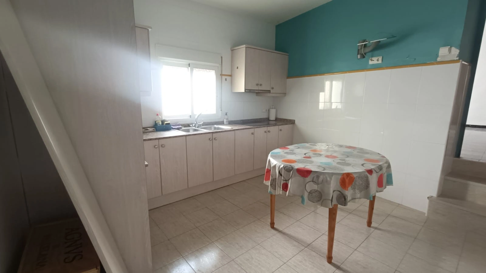 CASA DE PUEBLO AMPLIA Y CENTRICA EN PEDREGUER