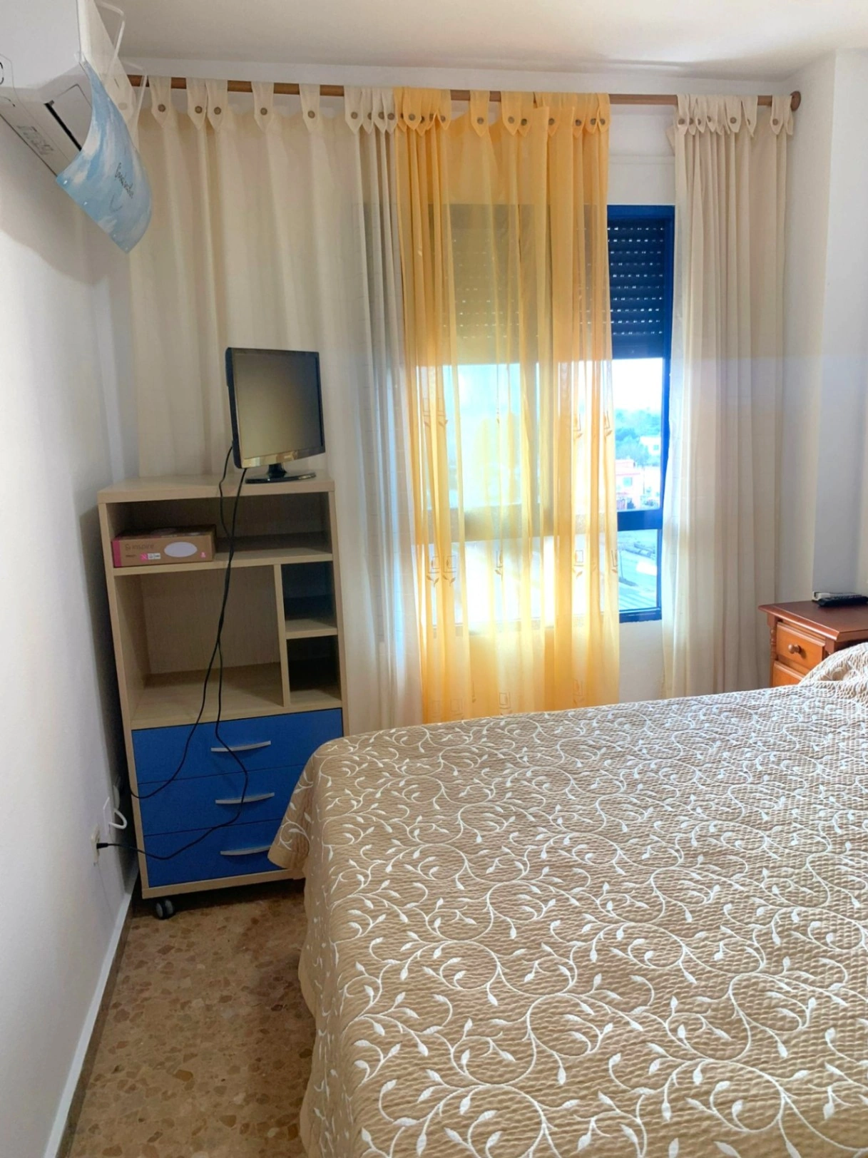 APARTAMENTO EN LA PLAYA DE GANDIA CON GARAJE