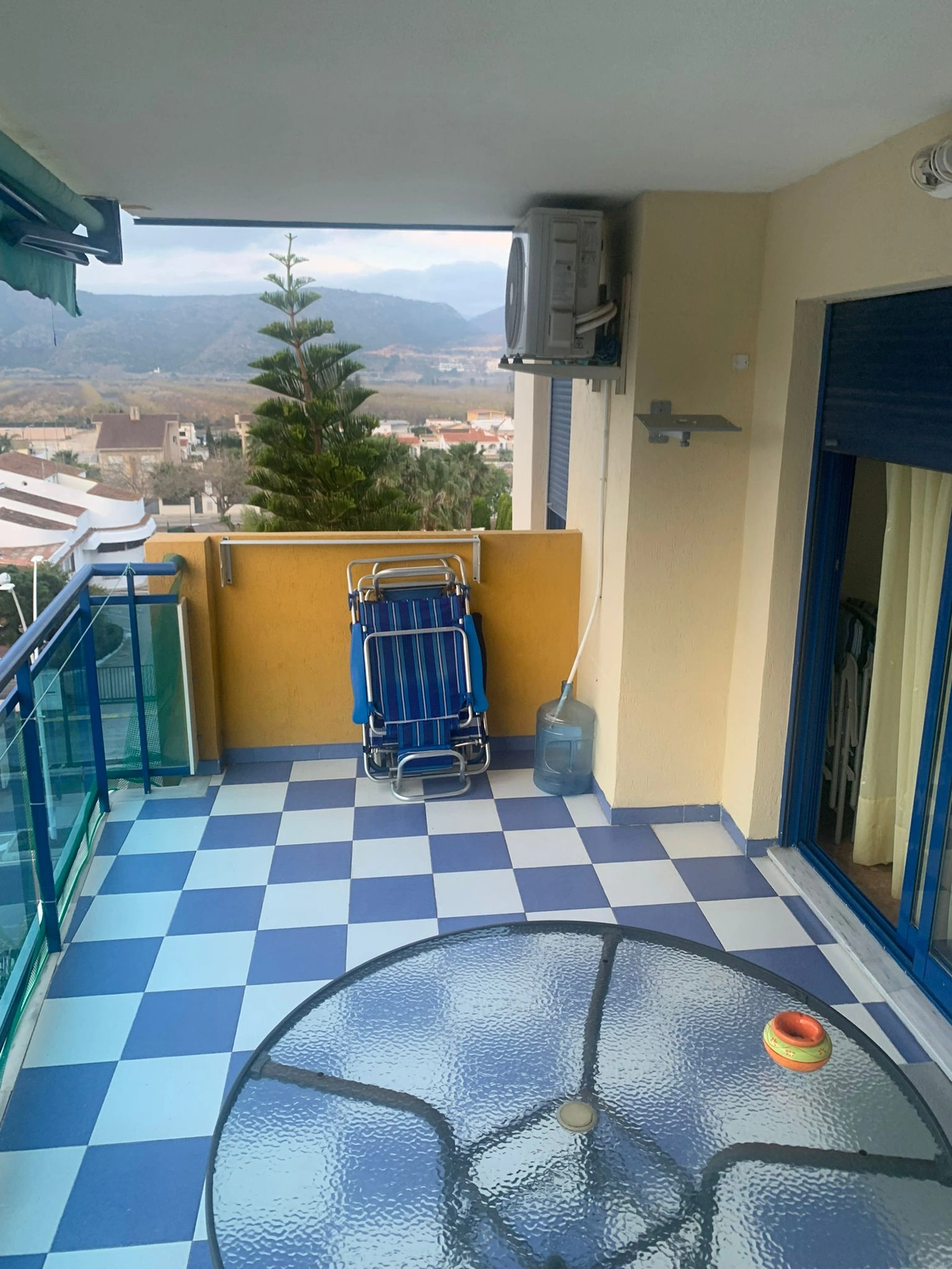 APARTAMENTO EN LA PLAYA DE GANDIA CON GARAJE