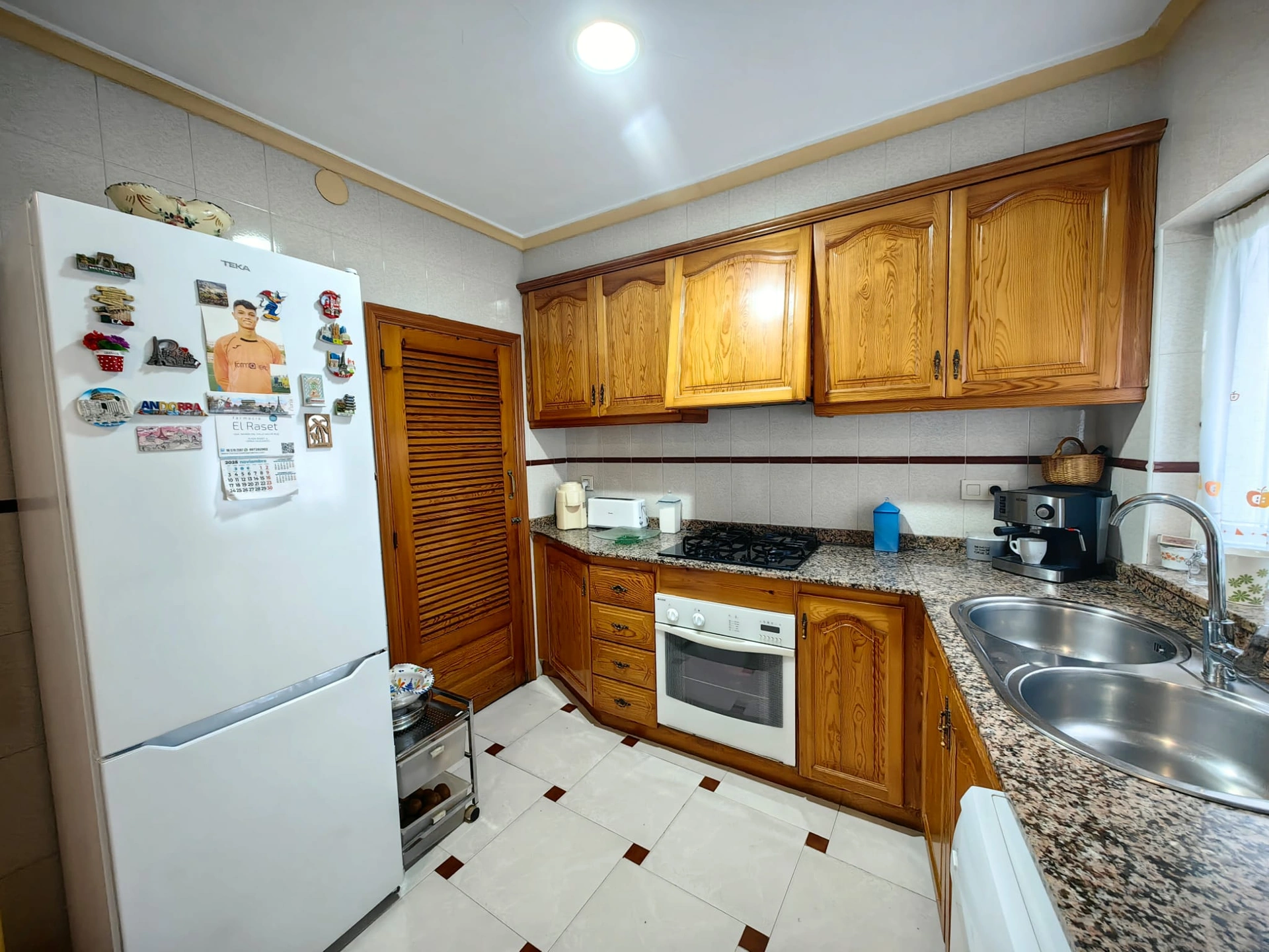 CASA DE PUEBLO EN ZONA PUERTO, DENIA