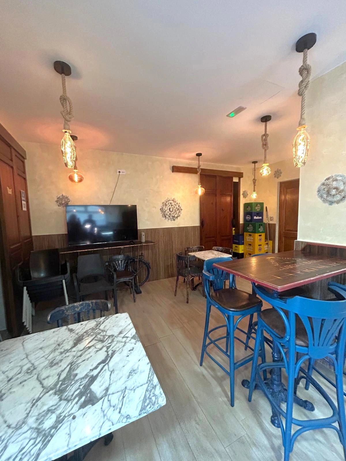 SE VENDE LOCAL/BAR EN PLAYA DE PILES