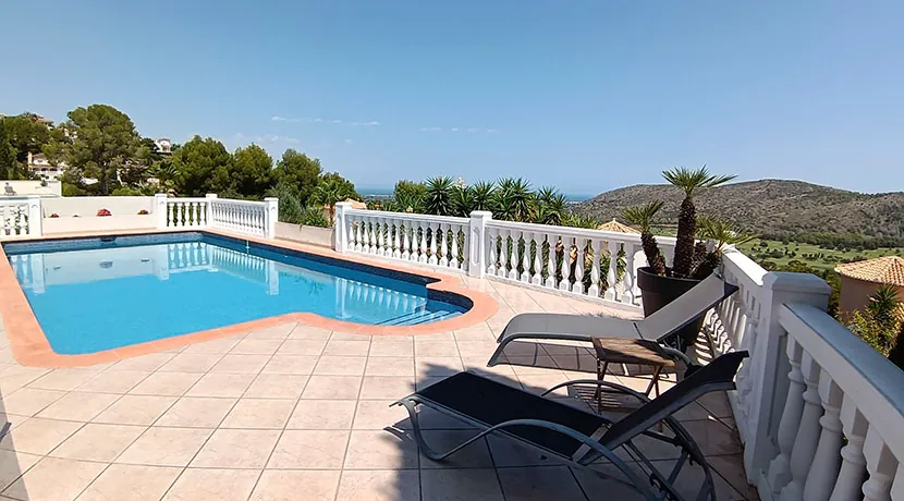 LS-0557 - VILLA CON VISTAS PANORAMICAS EN LA SELLA