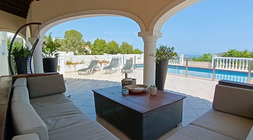 VILLA CON VISTAS PANORAMICAS EN LA SELLA