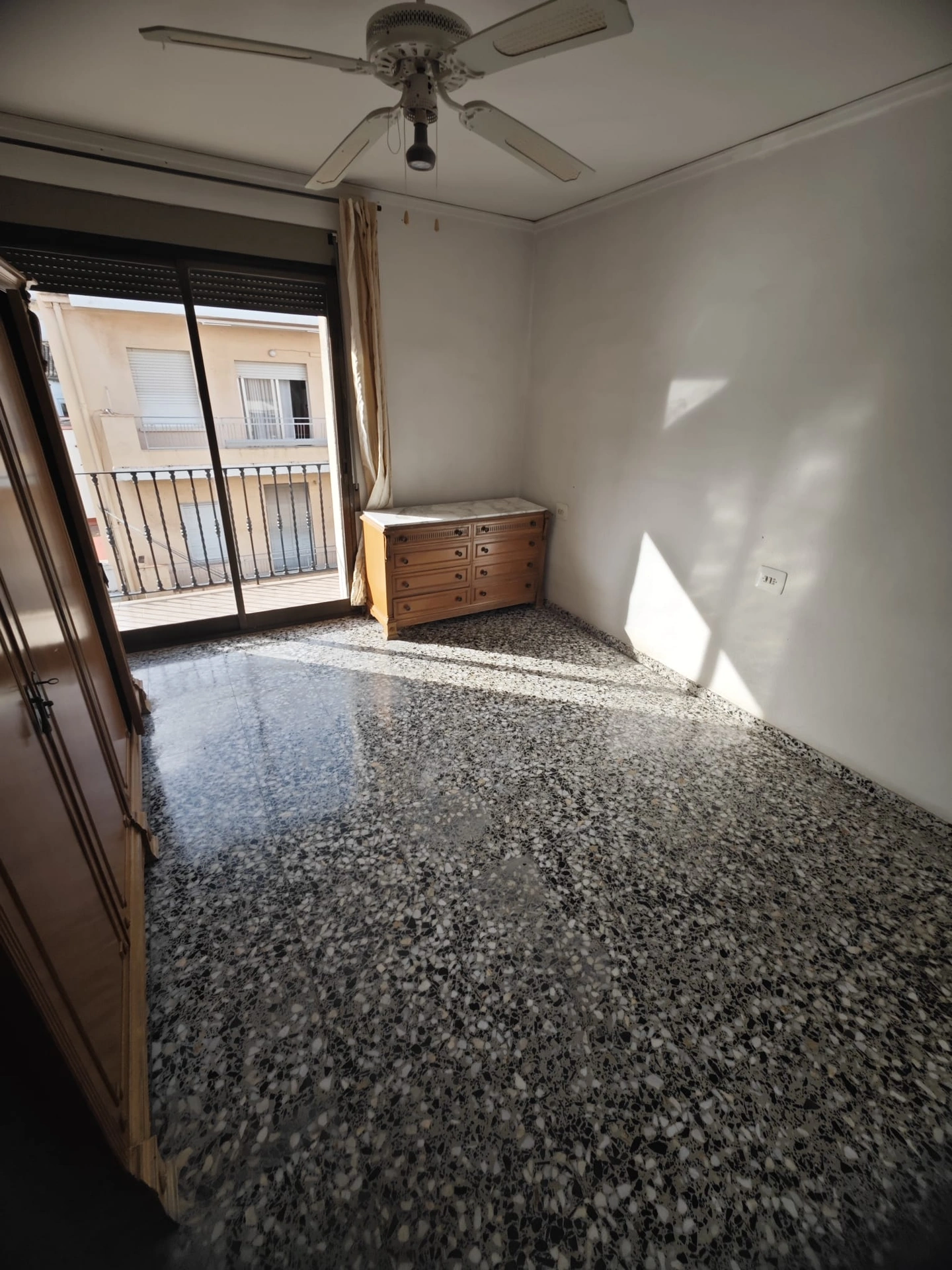 PISO GRANDE Y LUMINOSO EN GANDIA (Benipeixcar-Roig de Corella)