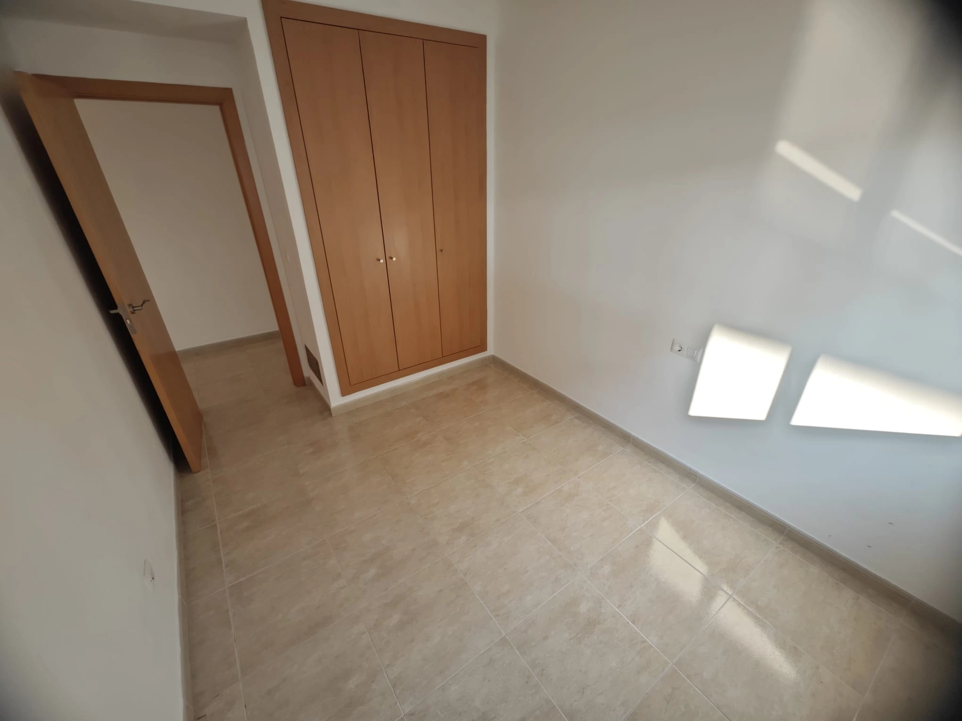 SE VENDE PISO NUEVO DE 108m2 BENIARJÓ