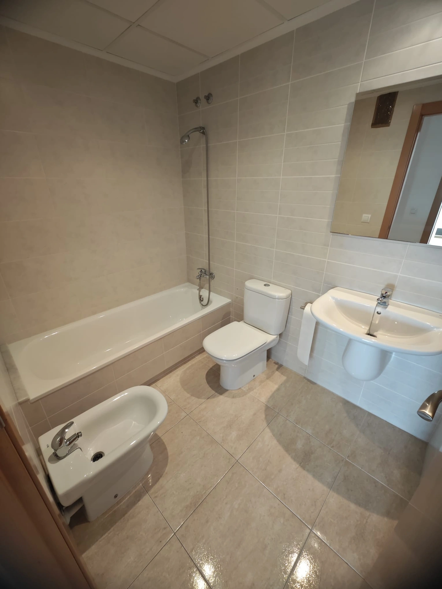 SE VENDE PISO NUEVO DE 108m2 BENIARJÓ