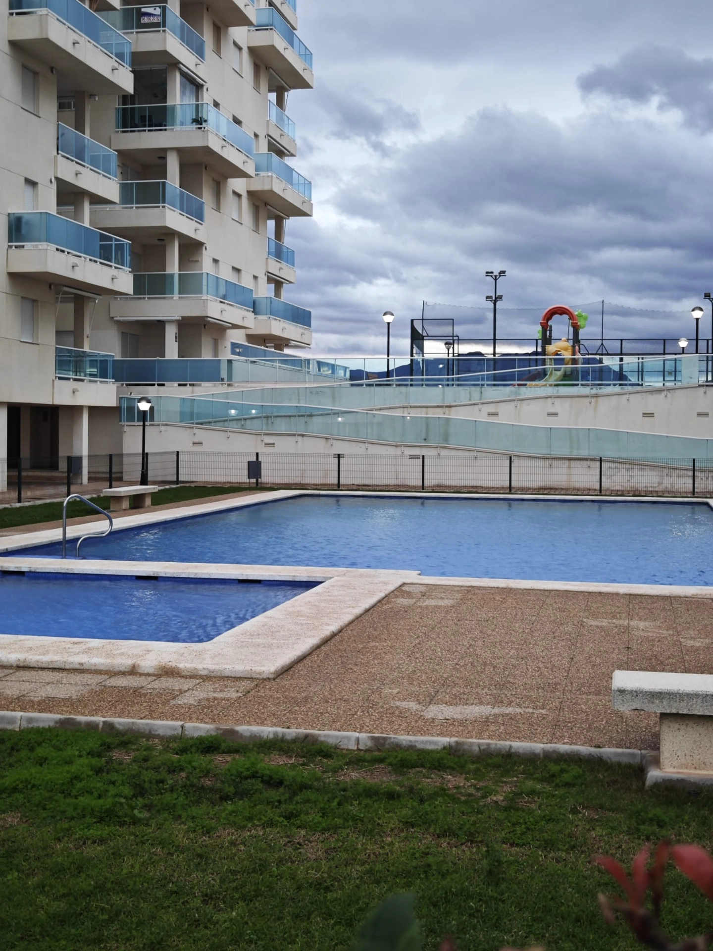 ATICO DUPLEX ESPECTACULAR EN PLAYA DE PILES CONGARAJE Y PISCINA