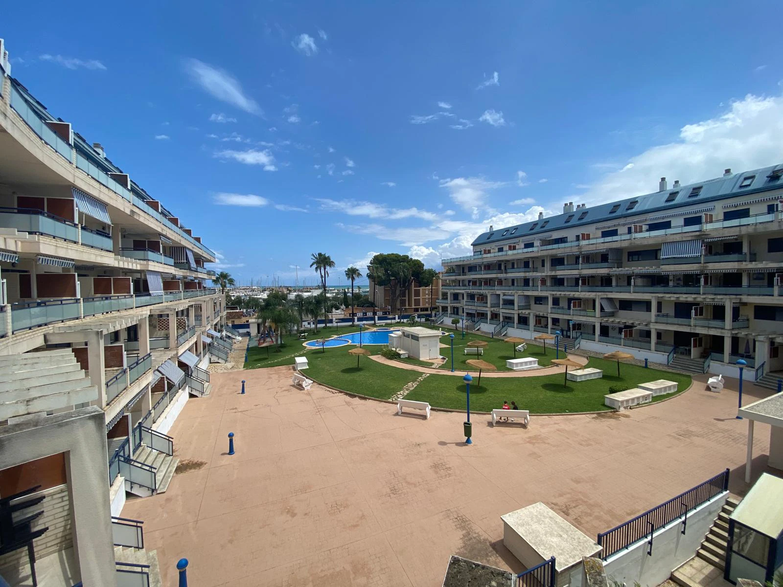 APARTAMENTO CON VISTAS AL MAR EN ZONA CLUB NAUTICO
