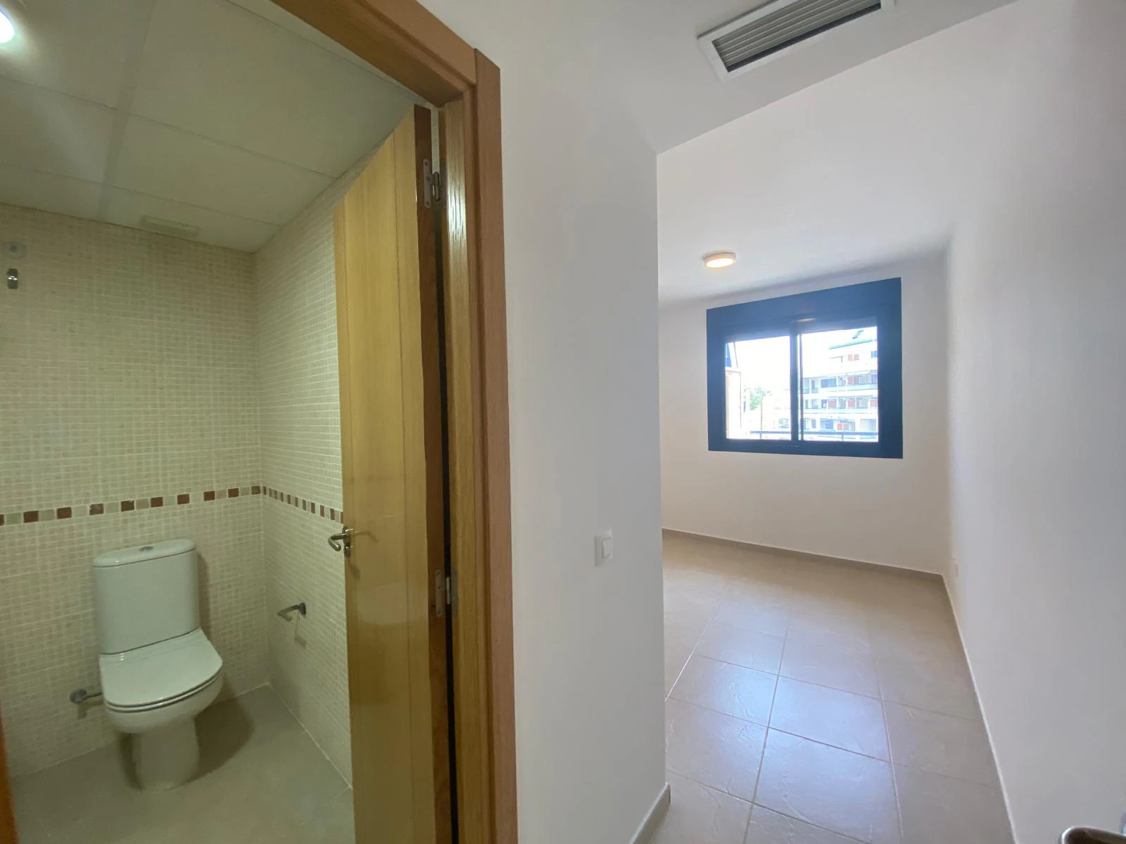 APARTAMENTO CON VISTAS AL MAR EN ZONA CLUB NAUTICO