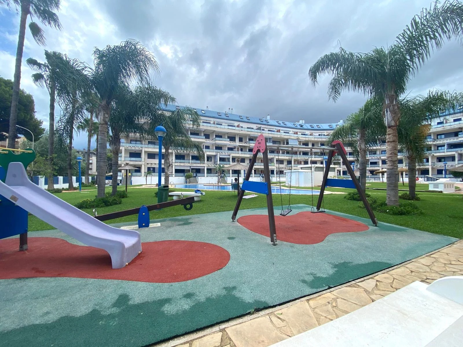 APARTAMENTO CON VISTAS AL MAR EN ZONA CLUB NAUTICO