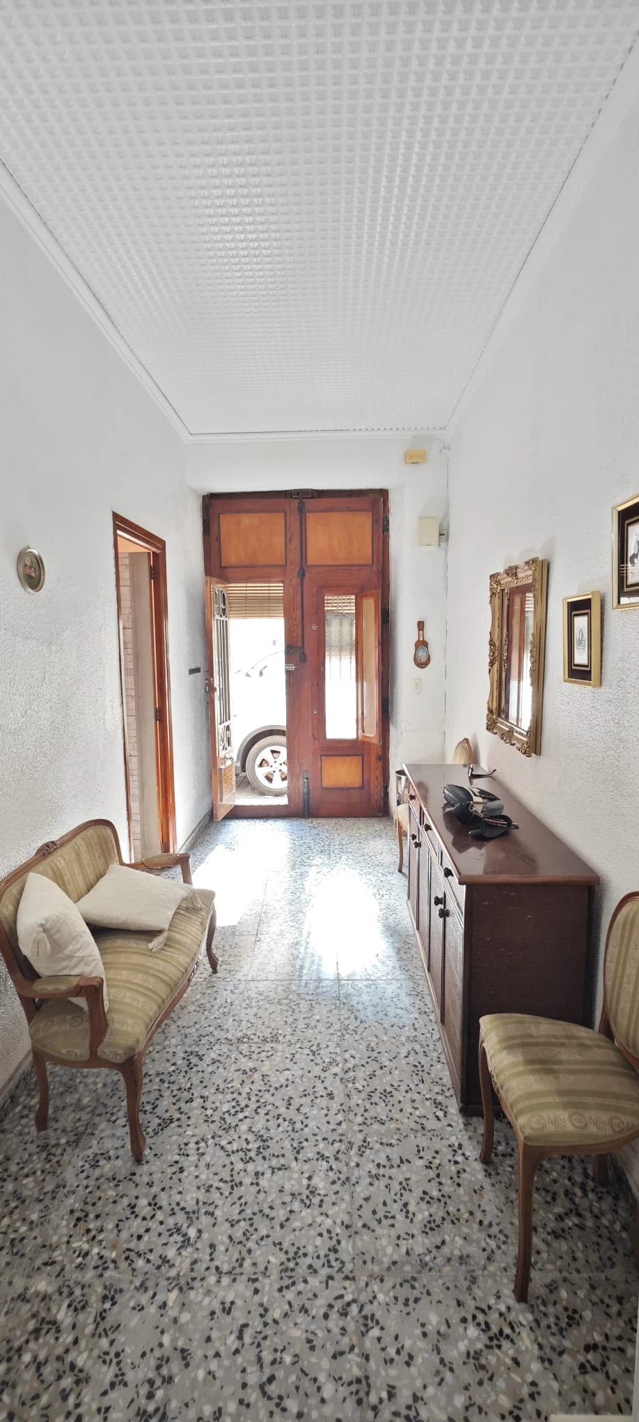 CASA DE PUEBLO MUY CENTRICA EN EL VERGEL / Realizamos la AutoRenovacion