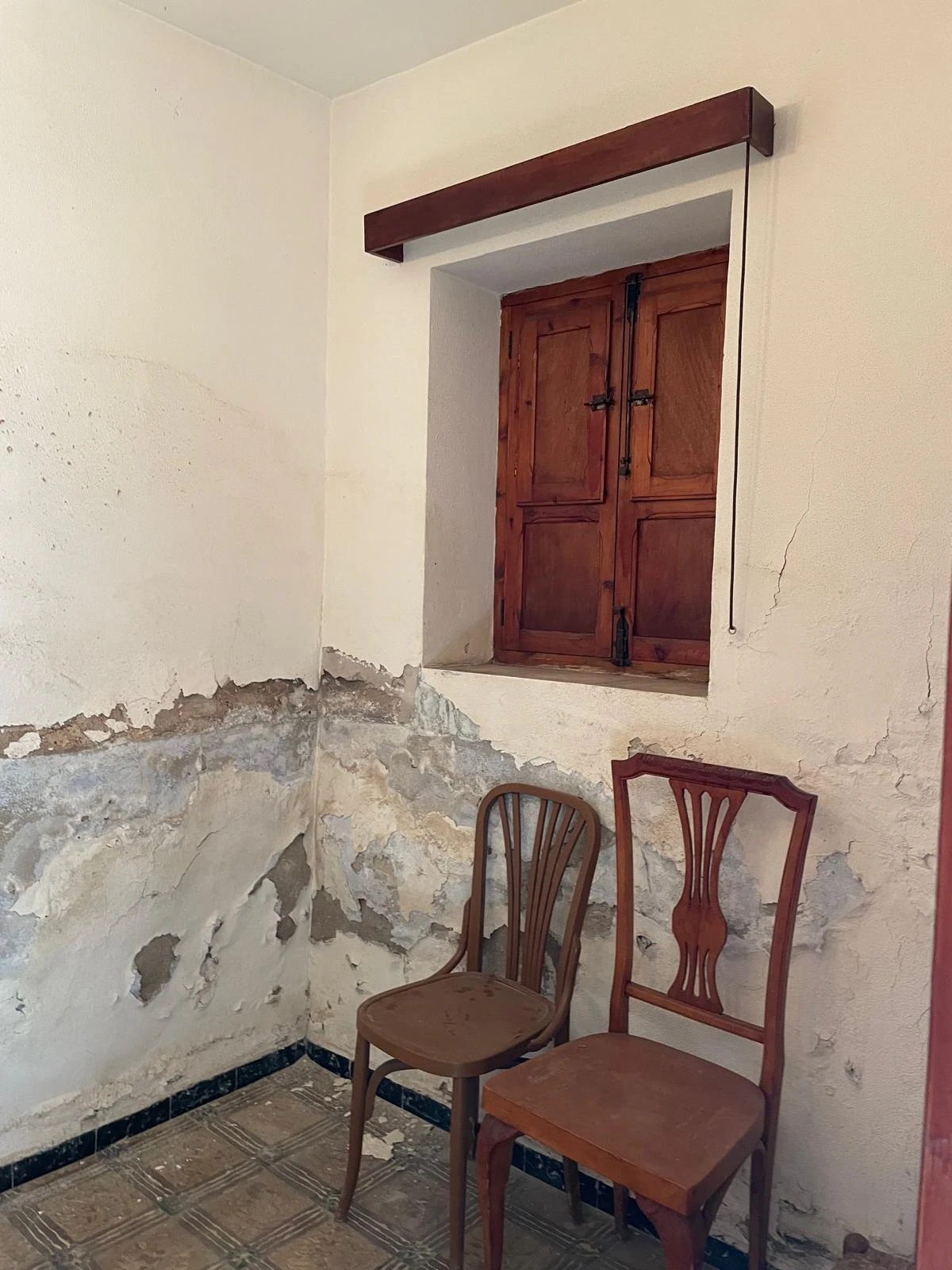 CASA DE PUEBLO DOS ALTURAS CON TERRAZA - CENTRICA ( 176m2 )