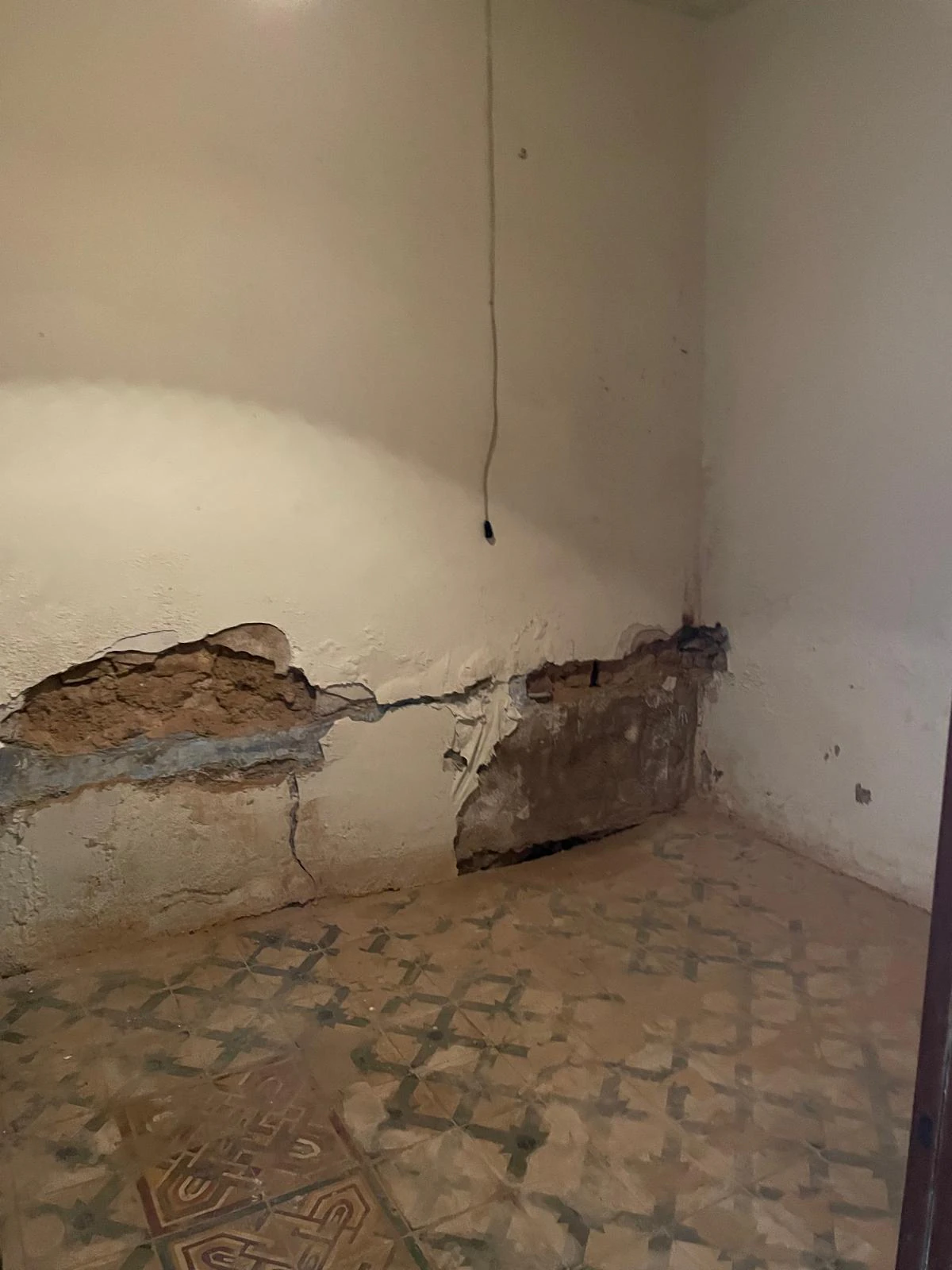 CASA DE PUEBLO DOS ALTURAS CON TERRAZA - CENTRICA ( 176m2 )