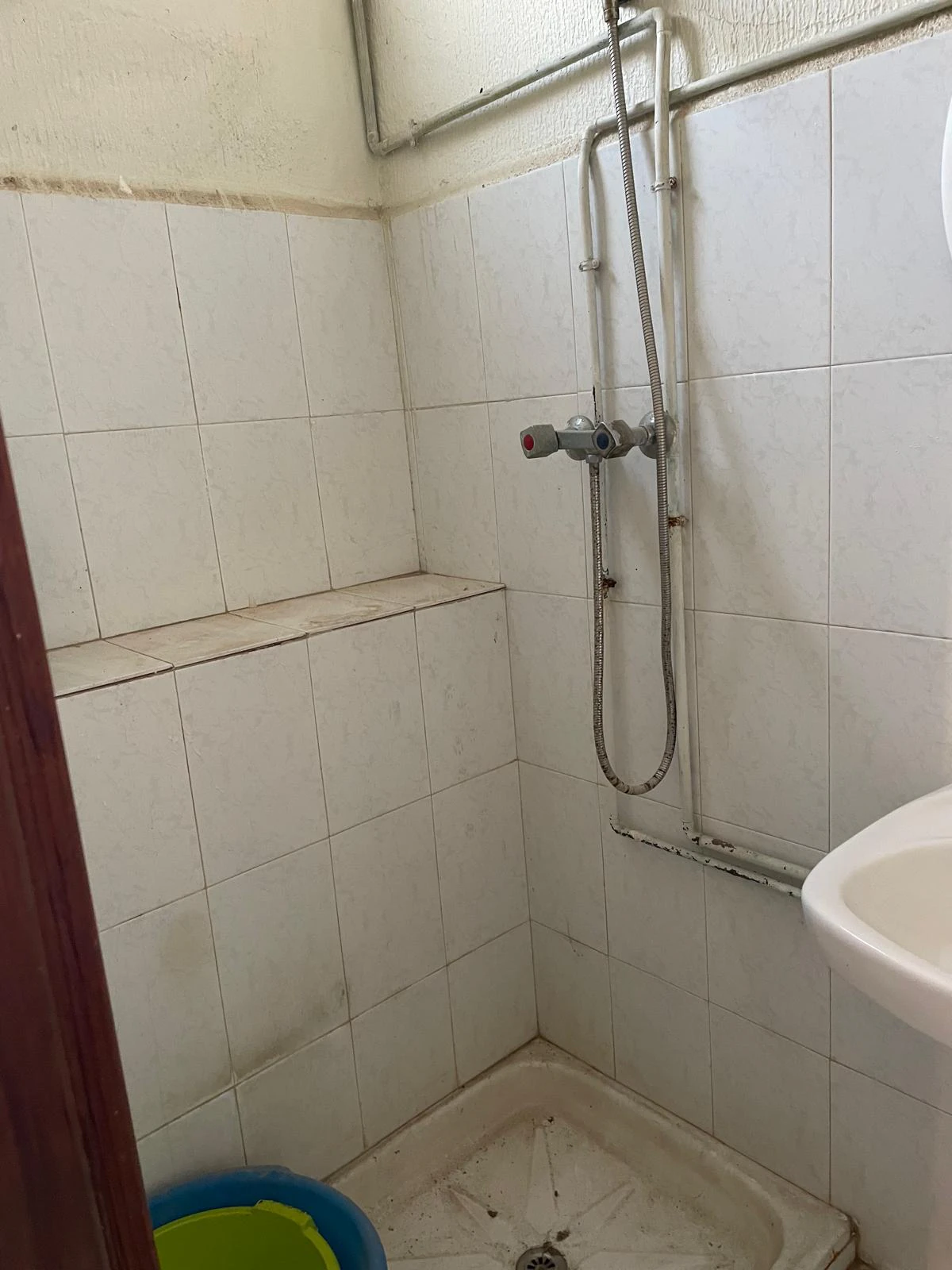 CASA DE PUEBLO DOS ALTURAS CON TERRAZA - CENTRICA ( 176m2 )