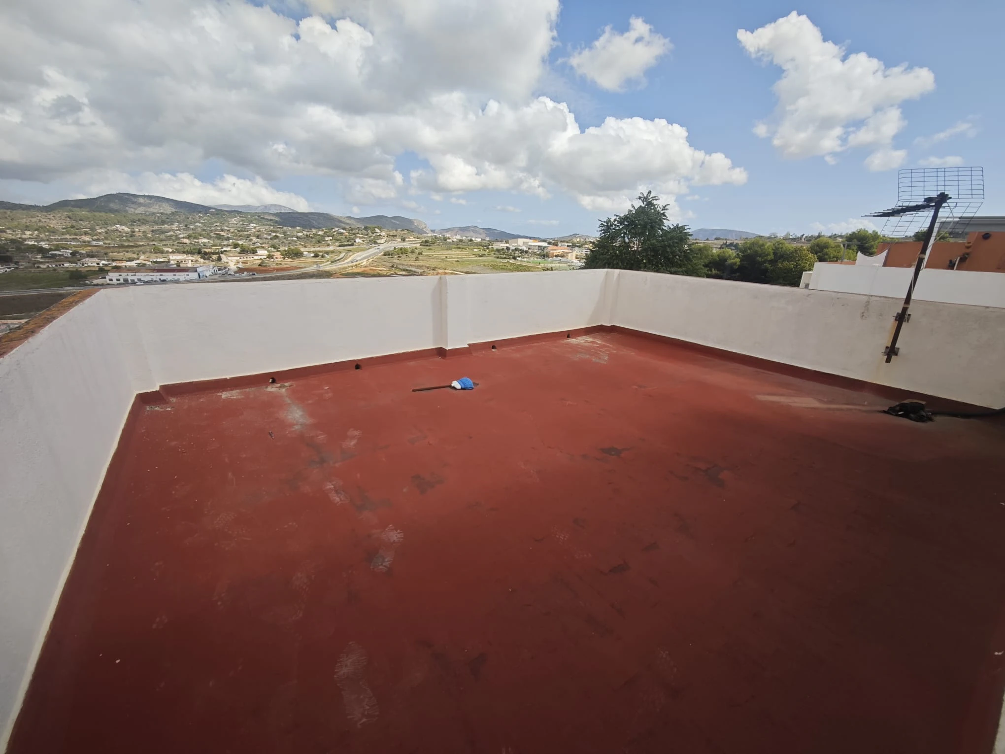 SE VENDA CASA DE PUEBLO EN BENISSA.