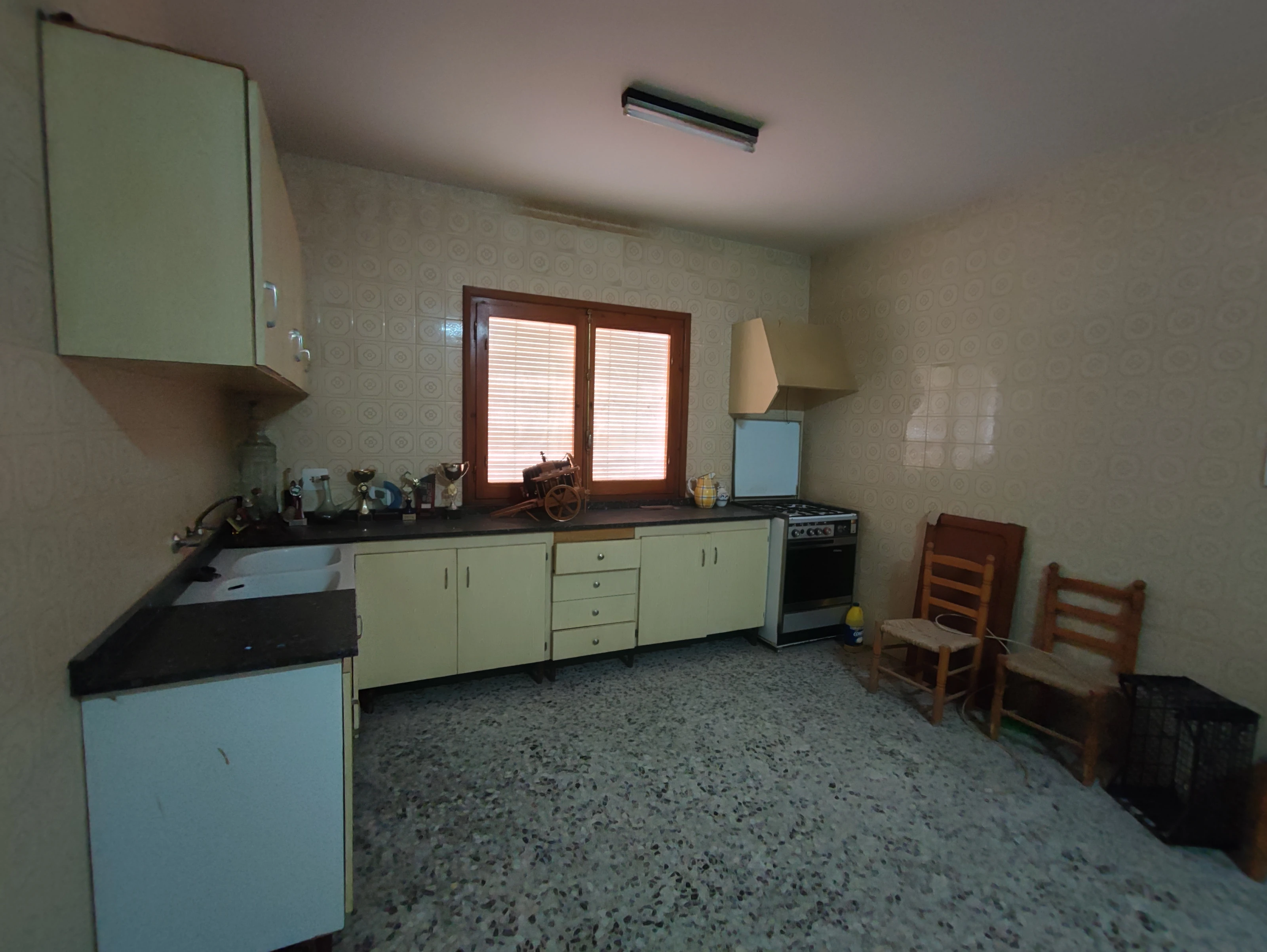 SE VENDA CASA DE PUEBLO EN BENISSA.